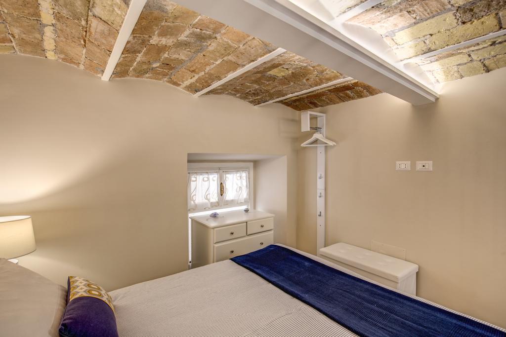Apartamento Domus Urbana Roma Exterior foto